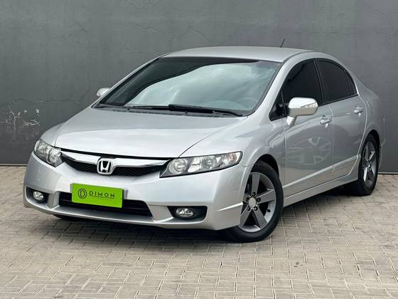 HONDA CIVIC 1.8 LXL SE 16V FLEX 4P AUTOMÁTICO HONDA CIVIC 1.8 LXL SE 16V FLEX 4P AUTOMÁTICO